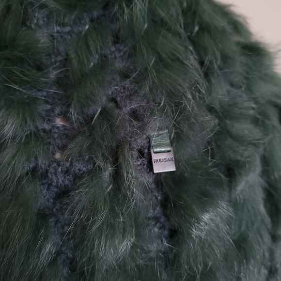 BNWT RUDSAK knit rabbit fur vest ombre green and black - Picture 6 of 14